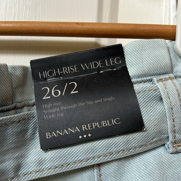 High Rise Wide Leg Banana Republic Pants - Picture 3 of 4